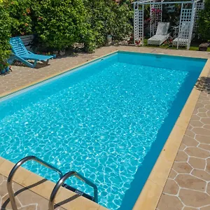https://greek-island-style-2-bedroom-villa-with-pool.hotelsatayianapa.com